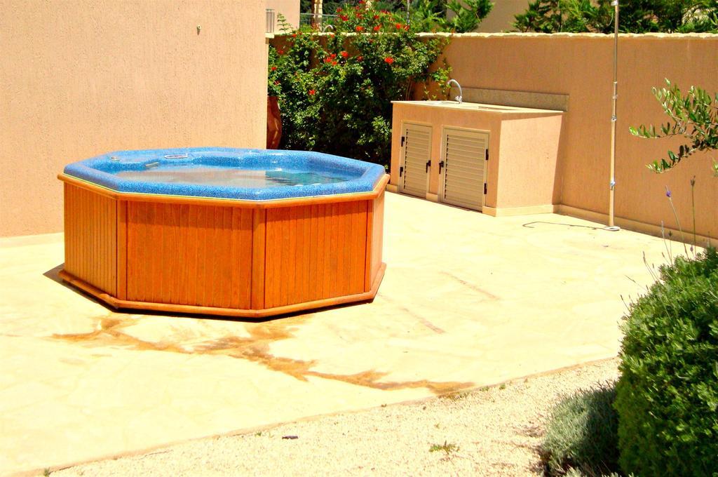 Villa Kartiela Sandy Beach Villas - Private Pool - Jacuzzi - Private Beach Area Polis Екстер'єр фото